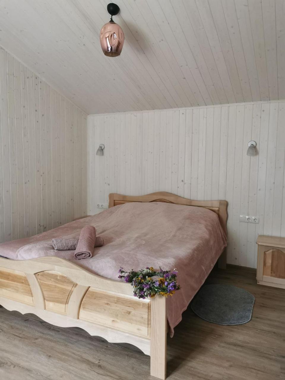 Рада Дараба Hotell Krasnik Exteriör bild