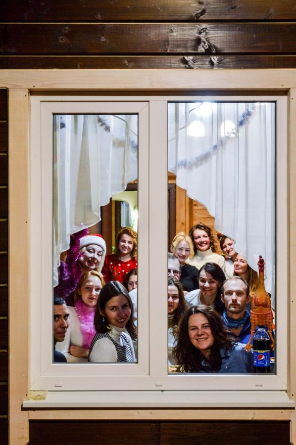 Рада Дараба Hotell Krasnik Exteriör bild